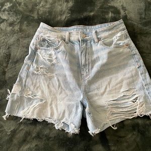 AE Distressed baggy mom shorts